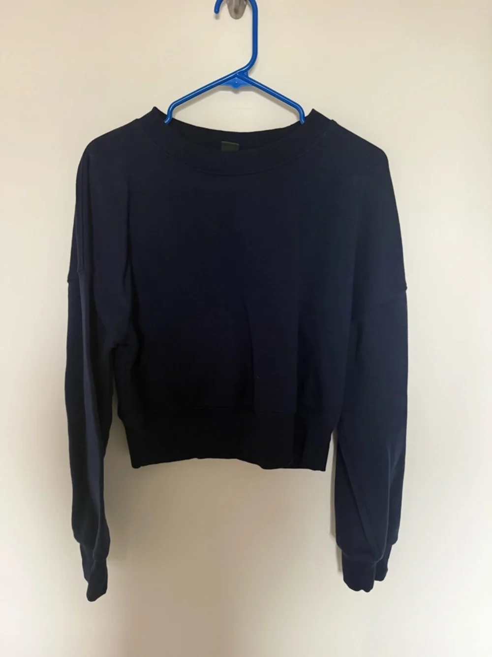 wild fable Navy Cropped Crewneck Sweatshirt - Picture 2 of 4
